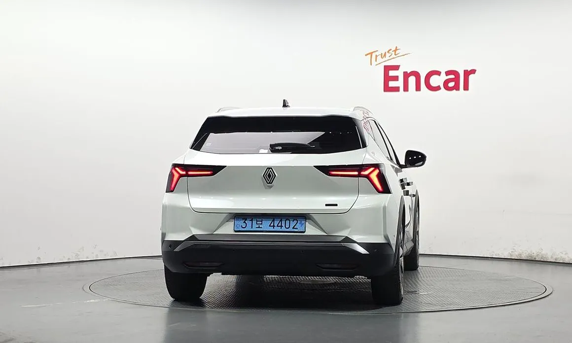 Renault Korea (Samsung) Scenic 2026 из KR, фото 3