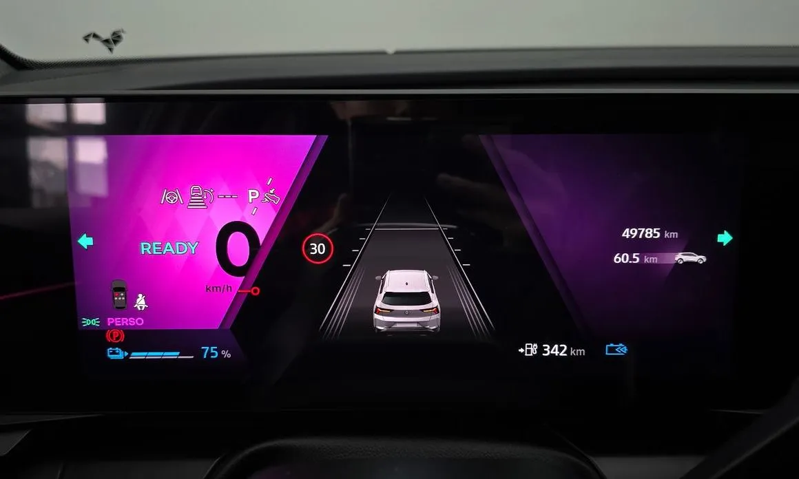 Renault Korea (Samsung) Scenic 2026 из KR, фото 10