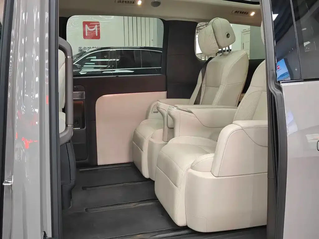 Li Auto MEGA 2025 из CN, фото 2
