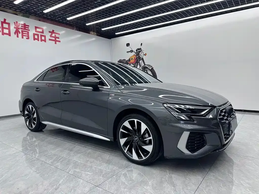 Audi A3 — фото 9