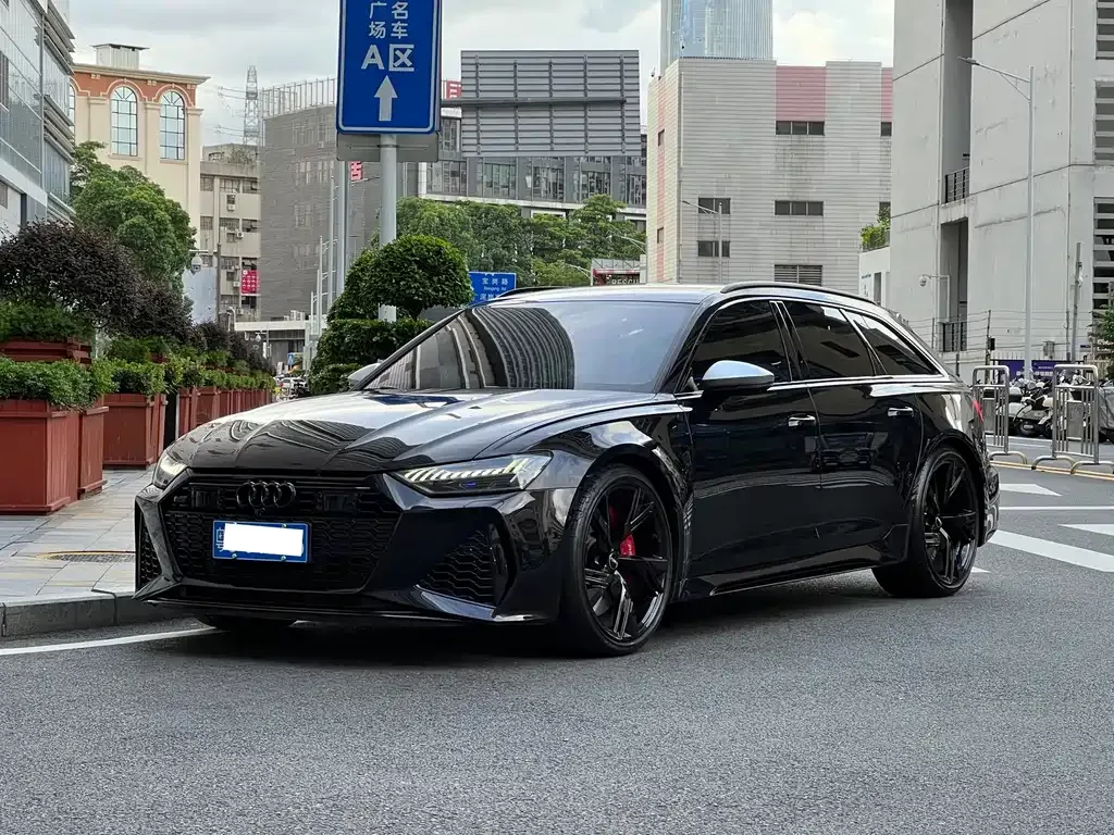 Audi RS 6 — фото 1