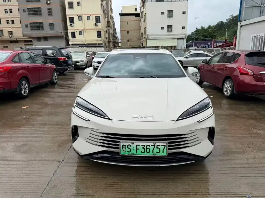 BYD Seal