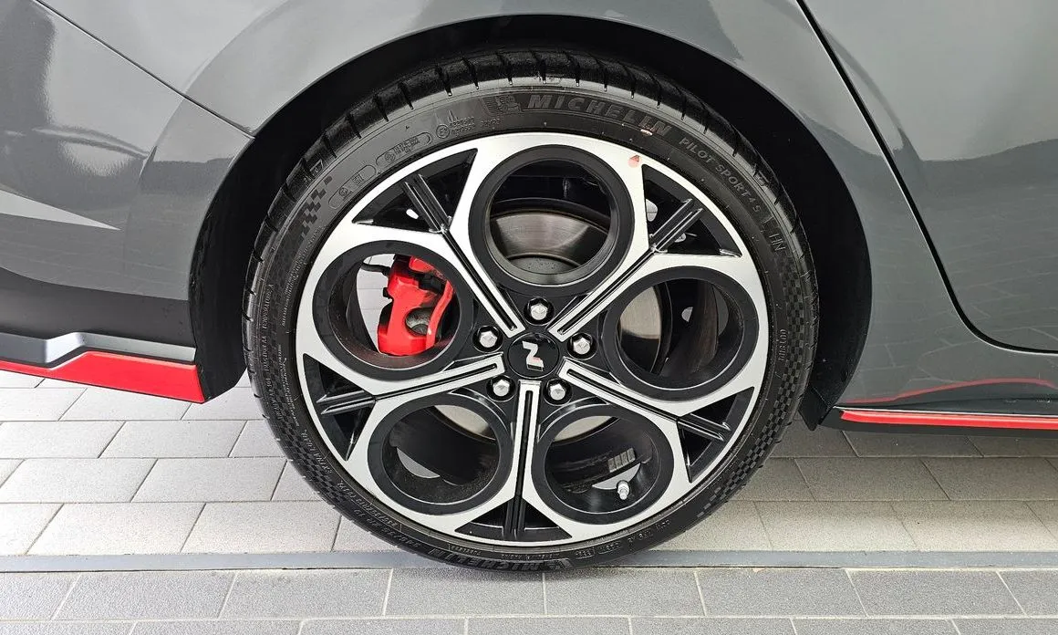 Hyundai AVANTE — фото 2