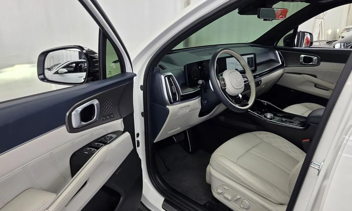 Kia Sorento — фото 10