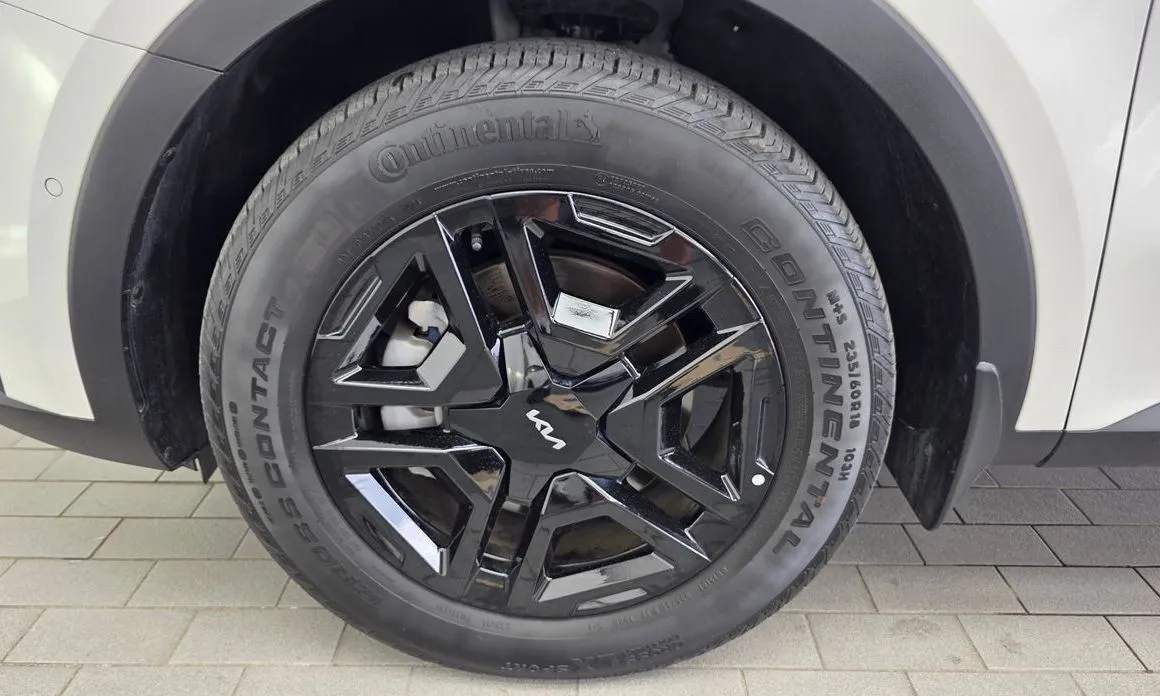 Kia Sorento — фото 6