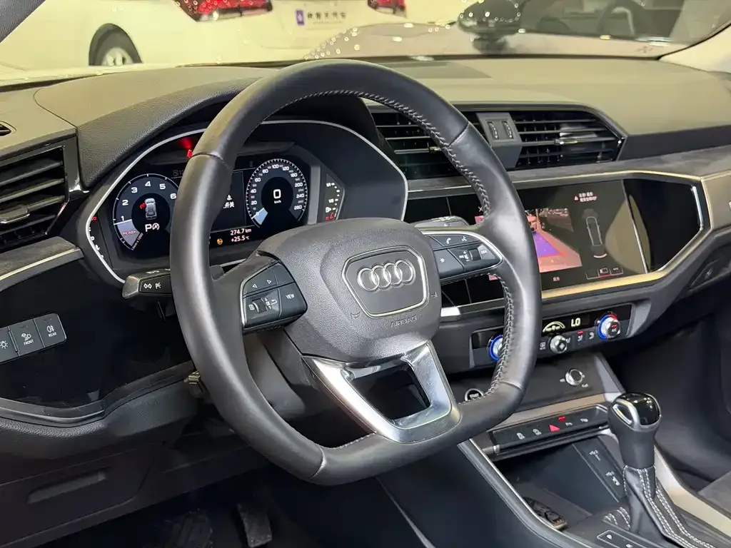 Audi Q3 2021 из CN, фото 7