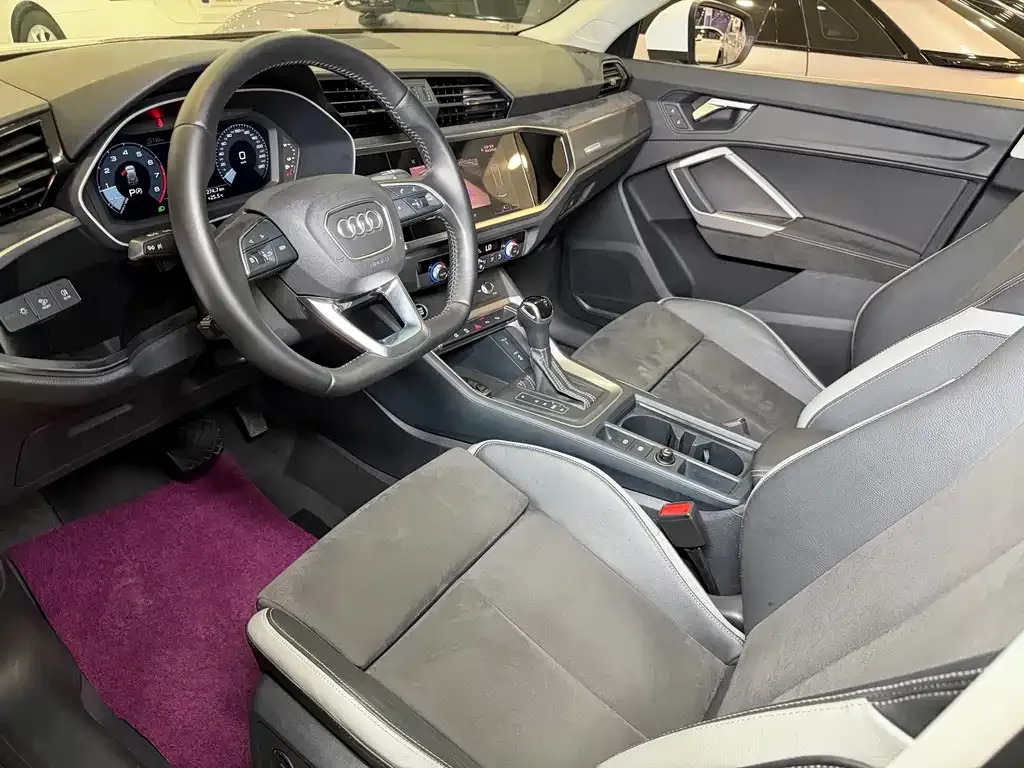 Audi Q3 2021 из CN, фото 9