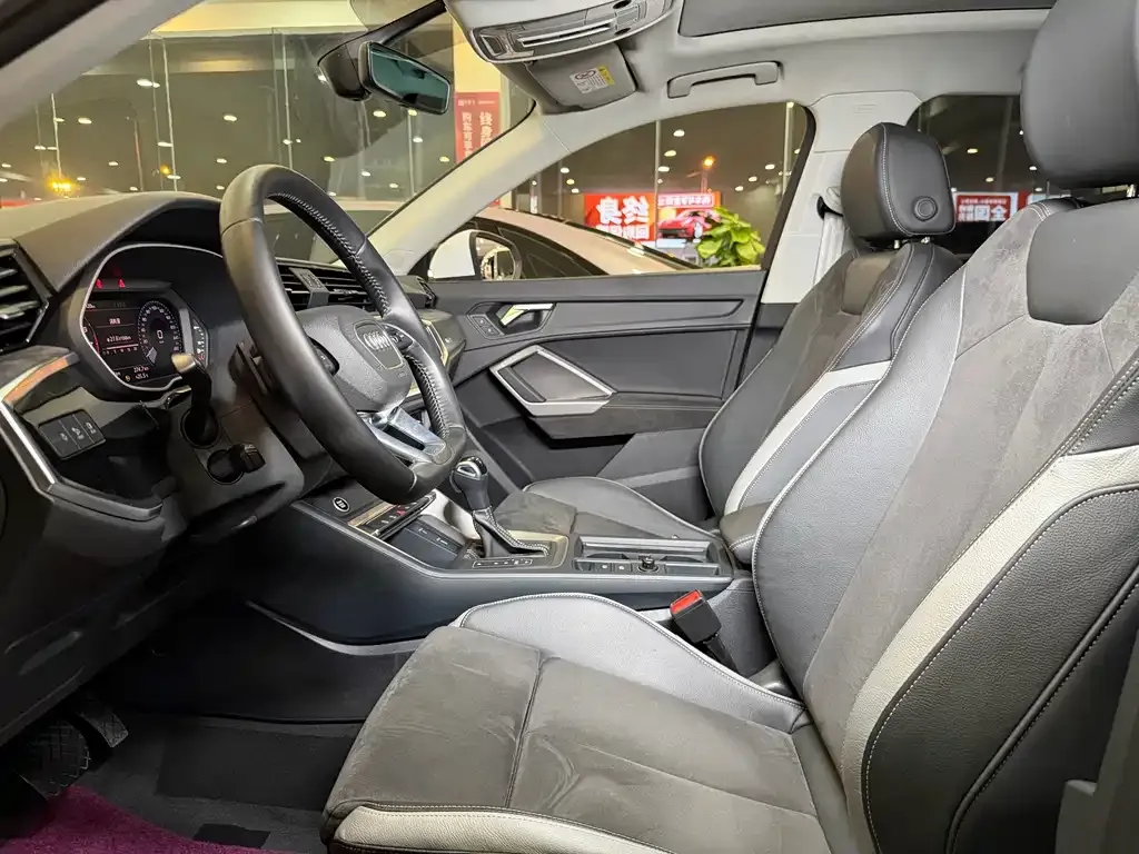 Audi Q3 2021 из CN, фото 6