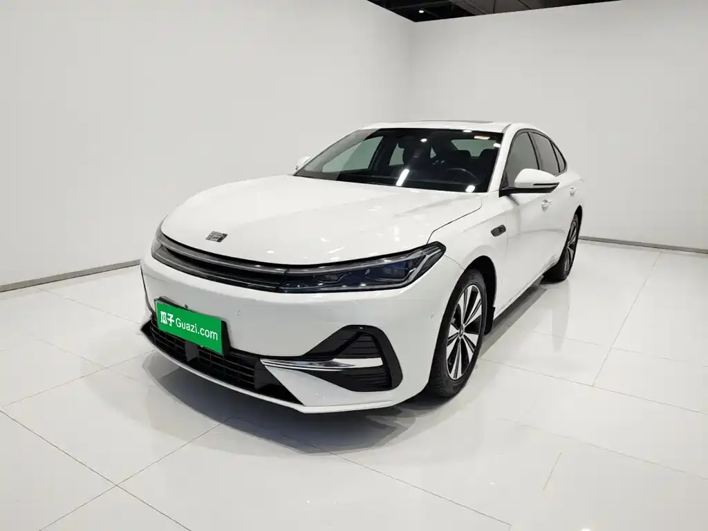 Geely 银河A7 EM — фото 2