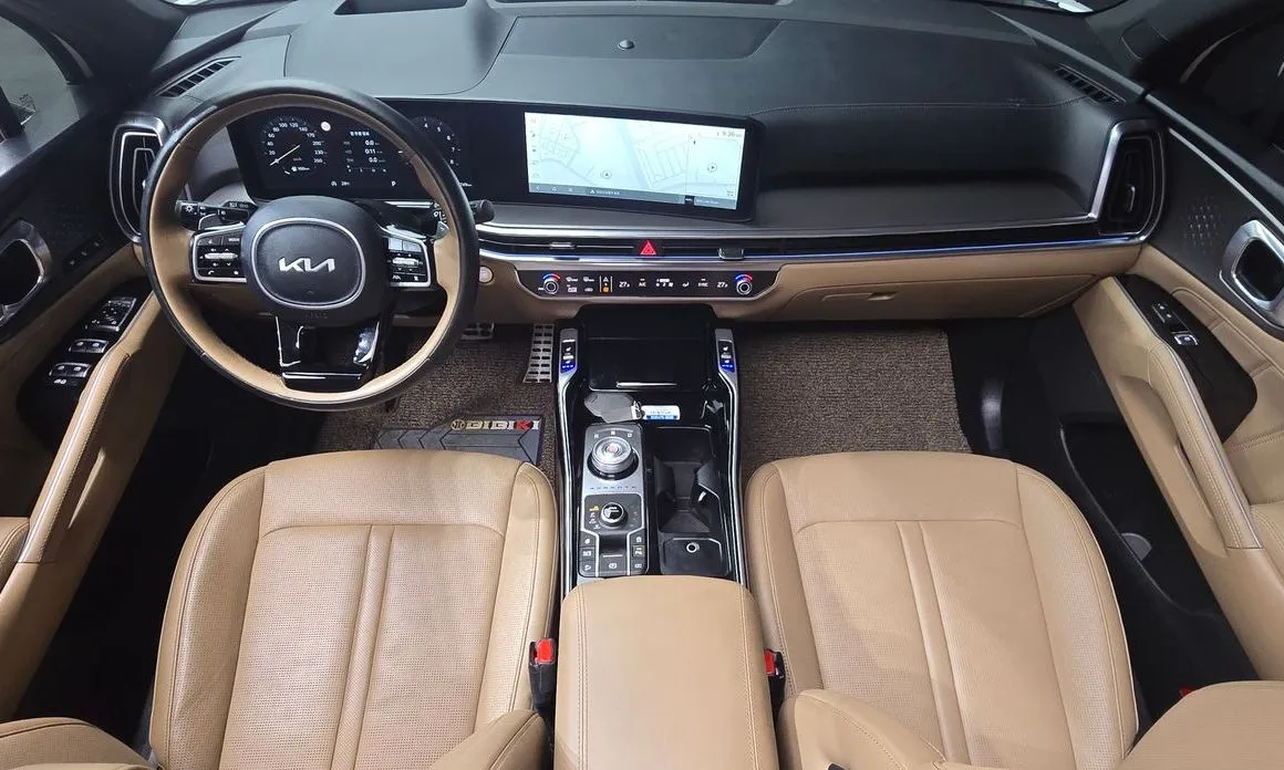Kia Sorento — фото 9