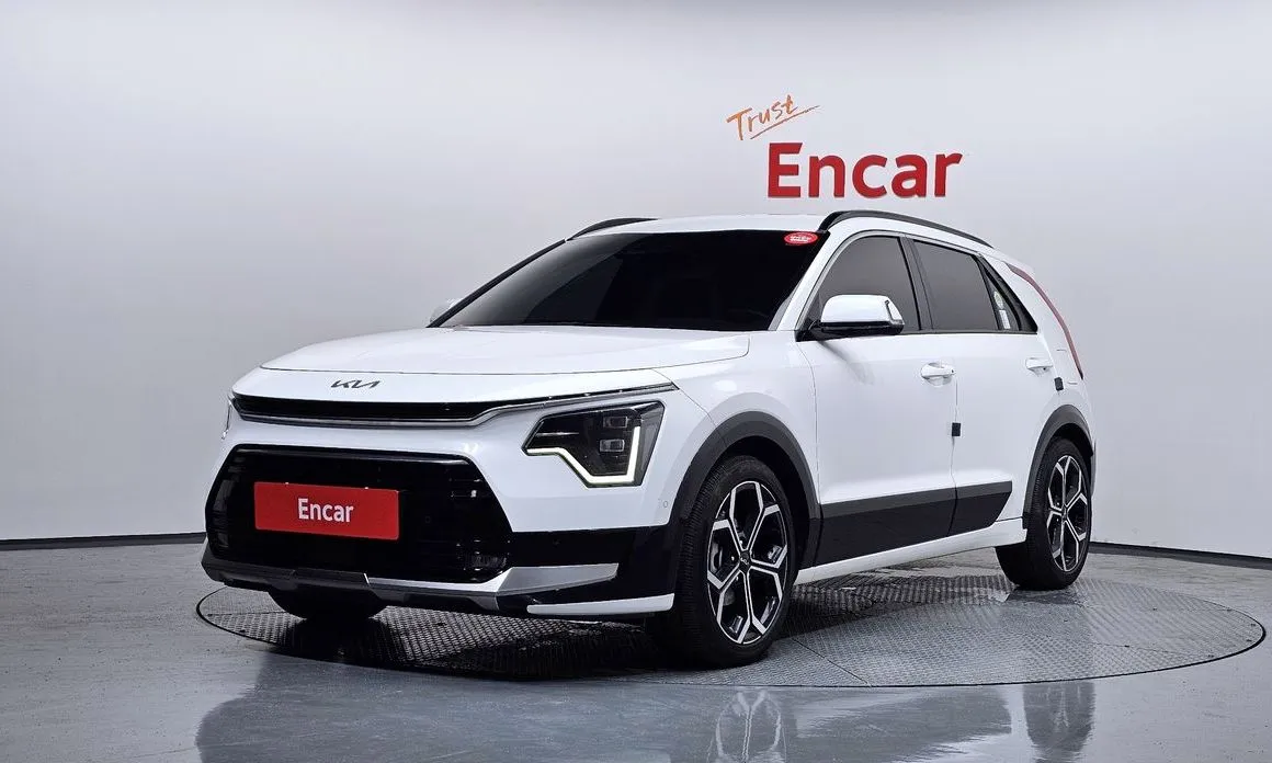 Kia Niro — фото 1