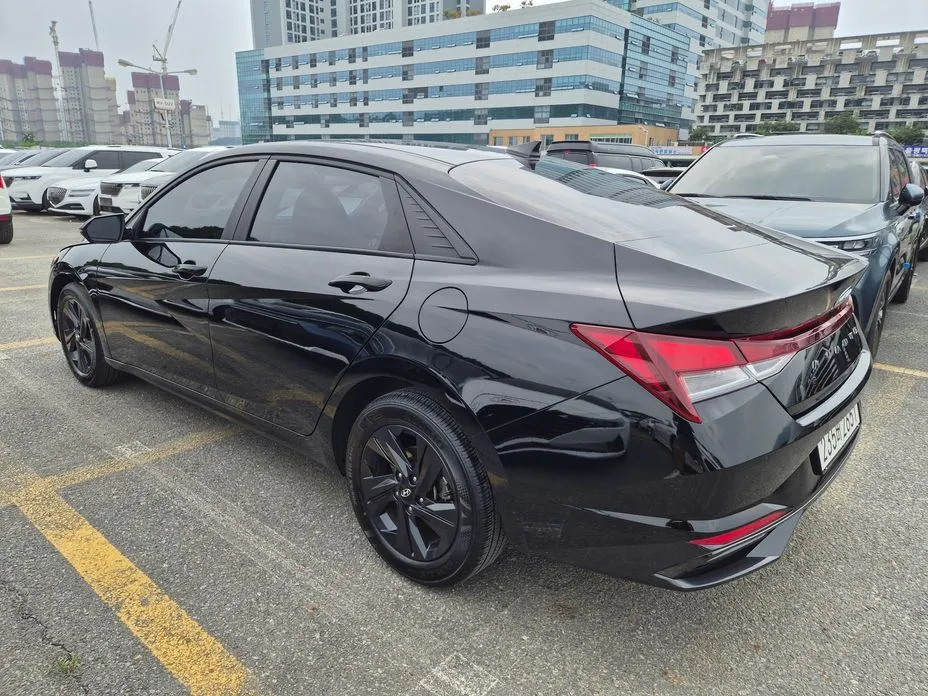 Hyundai AVANTE — фото 9