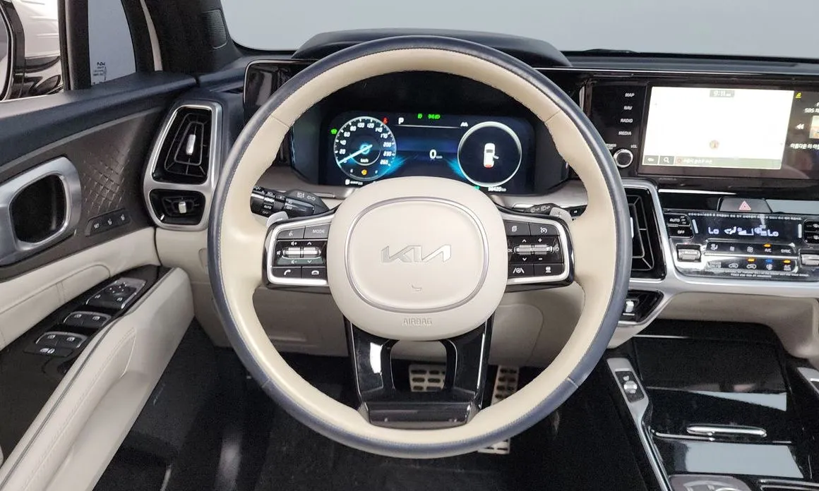 Kia Sorento — фото 7