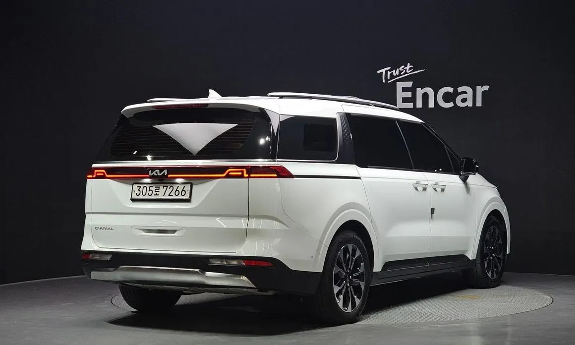 Kia Carnival — фото 2