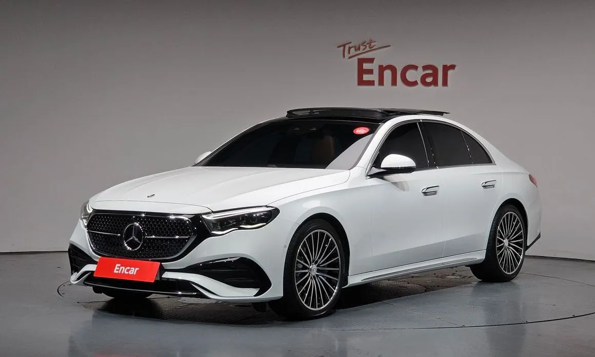 Mercedes-Benz E-Class — фото 1
