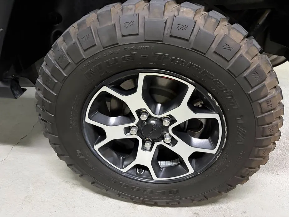 Jeep Wrangler — фото 8