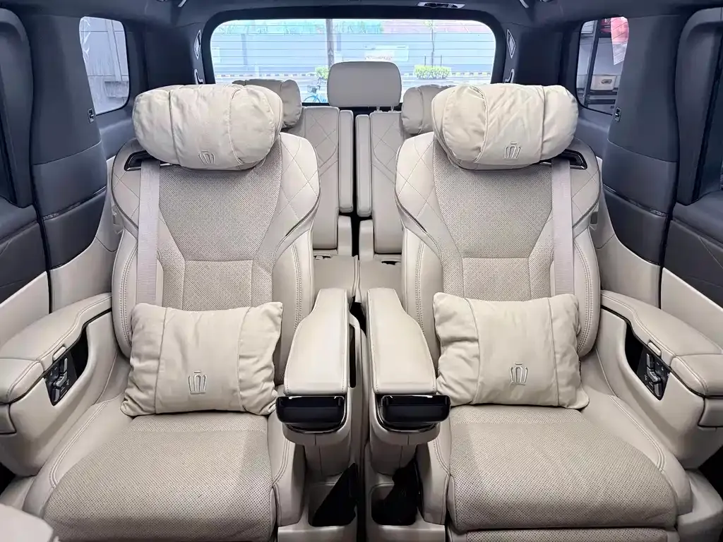 Toyota Vellfire — фото 7