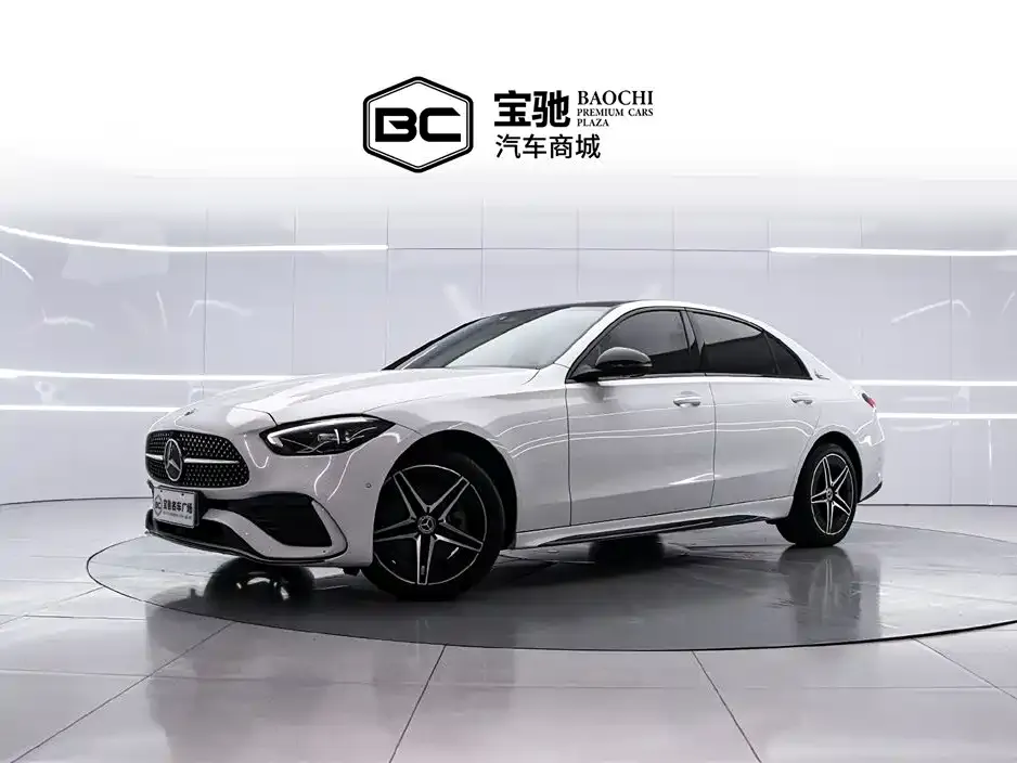 Mercedes-Benz C-Class — фото 1