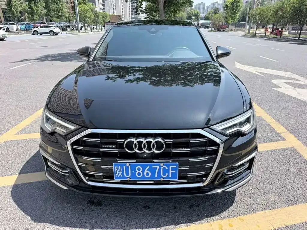 Audi A6L — фото 7