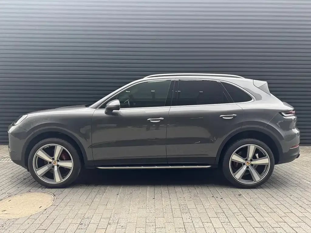 Porsche Cayenne — фото 8