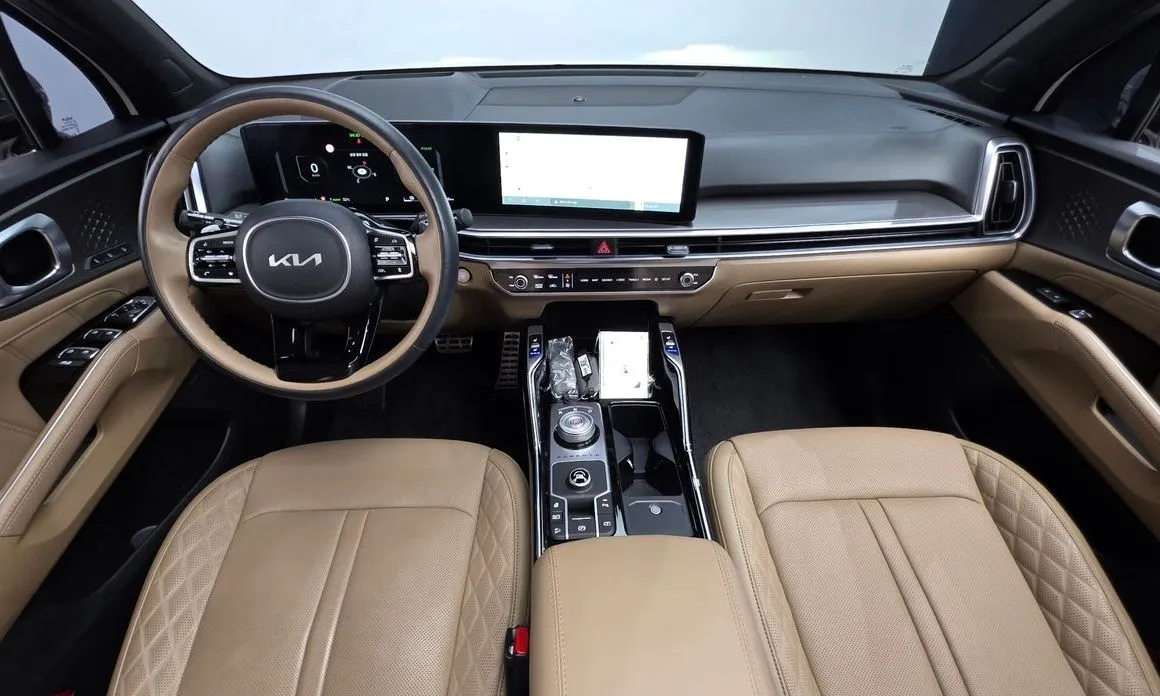 Kia Sorento — фото 6