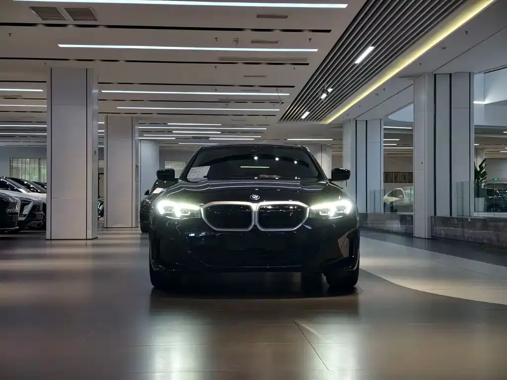 BMW i3 — фото 4