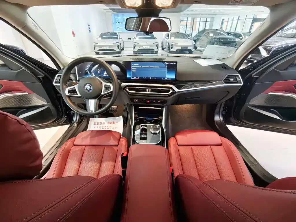 BMW i3 — фото 9