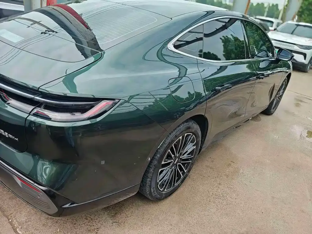 Geely Galaxy Xingyao 8 2025 из CN, фото 3