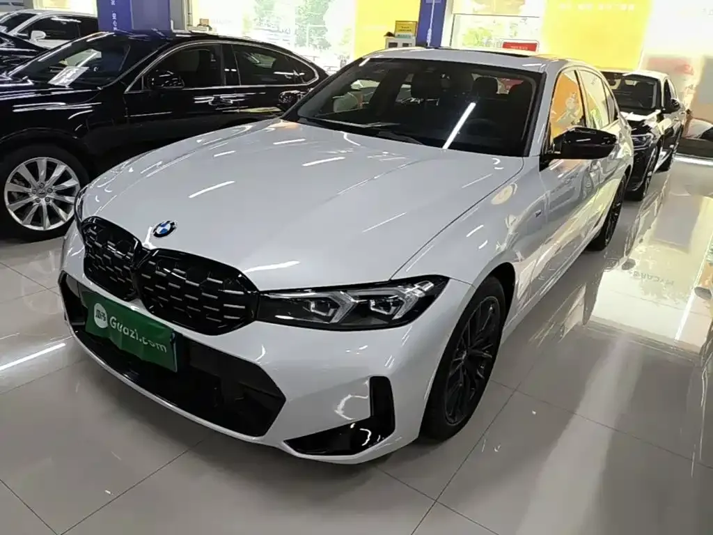 BMW 3 Series — фото 1
