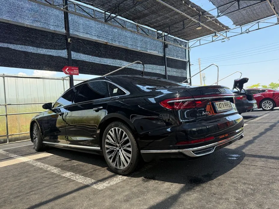 Audi A8 2021 из KR, фото 9