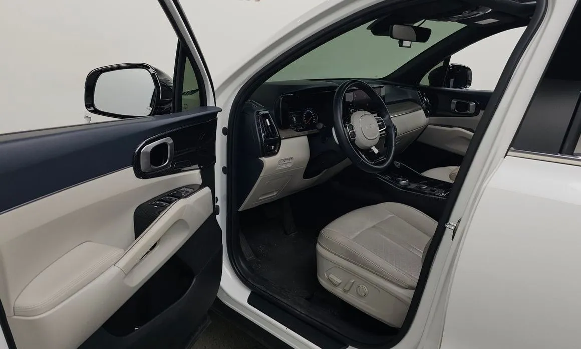 Kia Sorento — фото 6