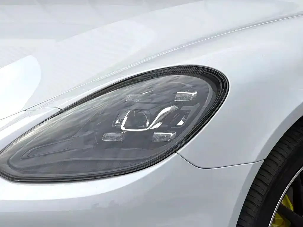 Porsche Panamera — фото 3