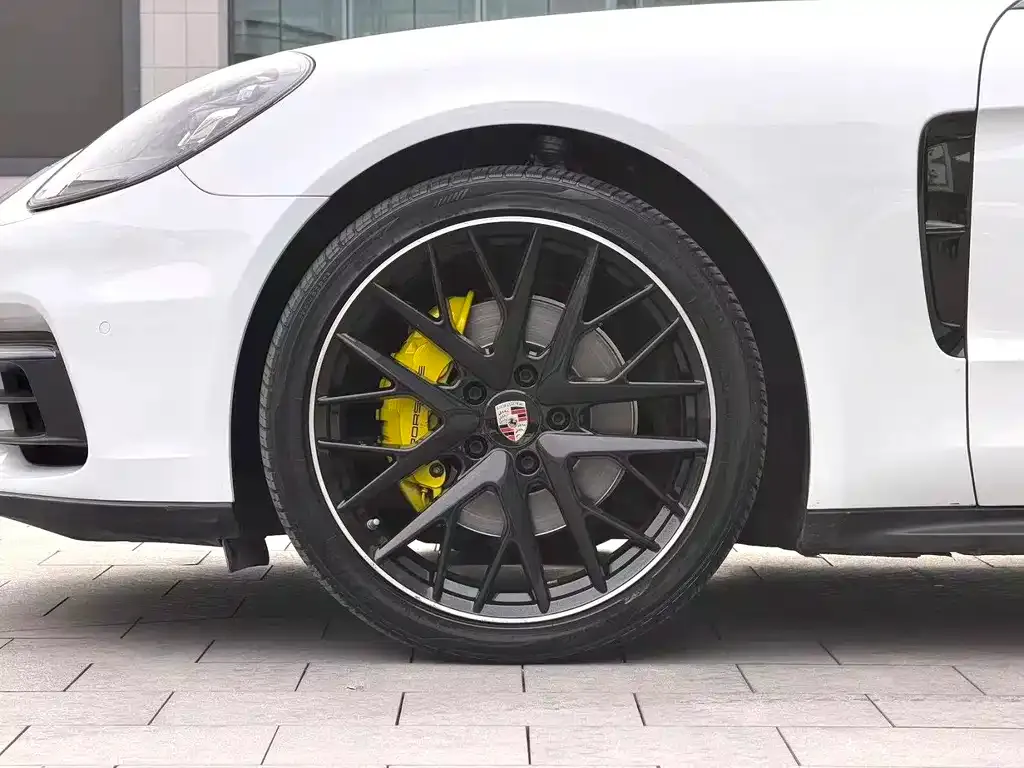 Porsche Panamera — фото 8