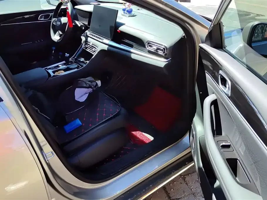 Geely Emgrand 2026 из CN, фото 10