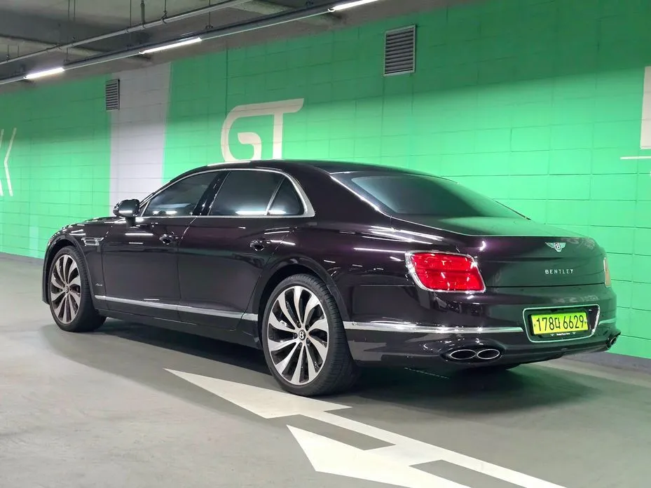 Bentley Flying Spur — фото 7
