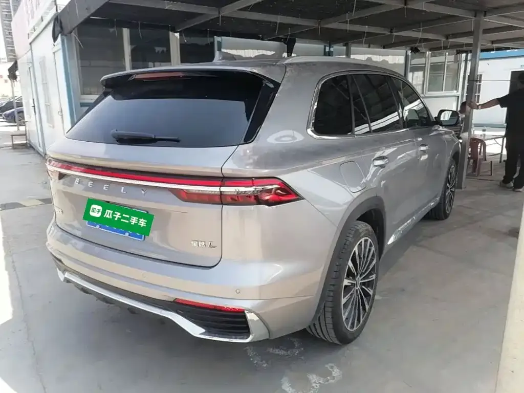 Geely Xingyue L — фото 8