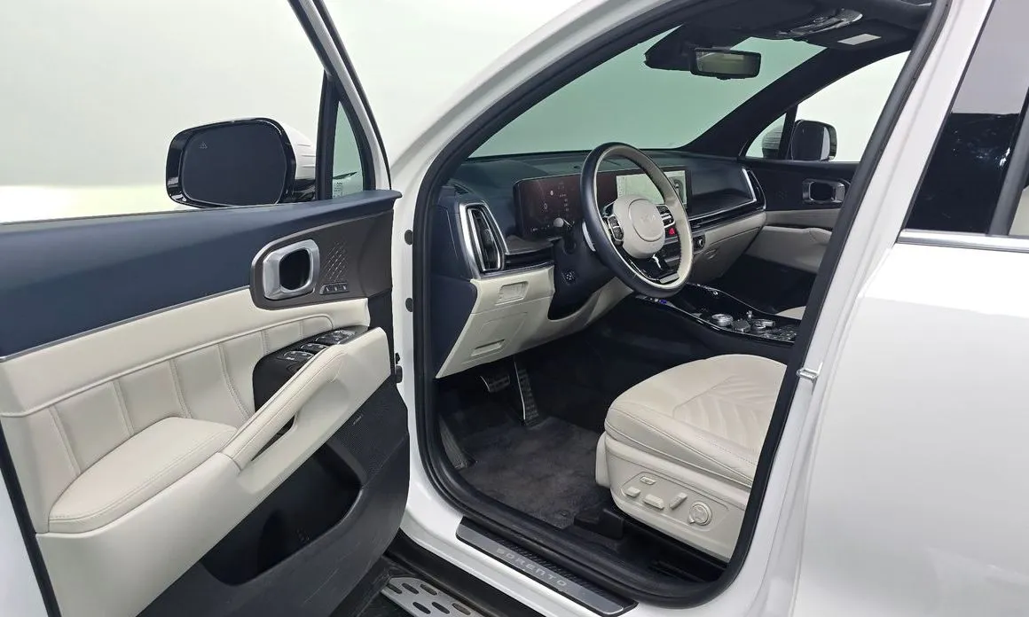 Kia Sorento — фото 7
