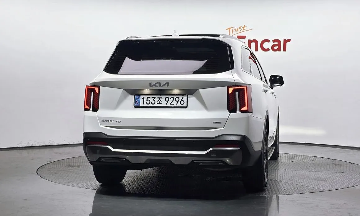 Kia Sorento — фото 4