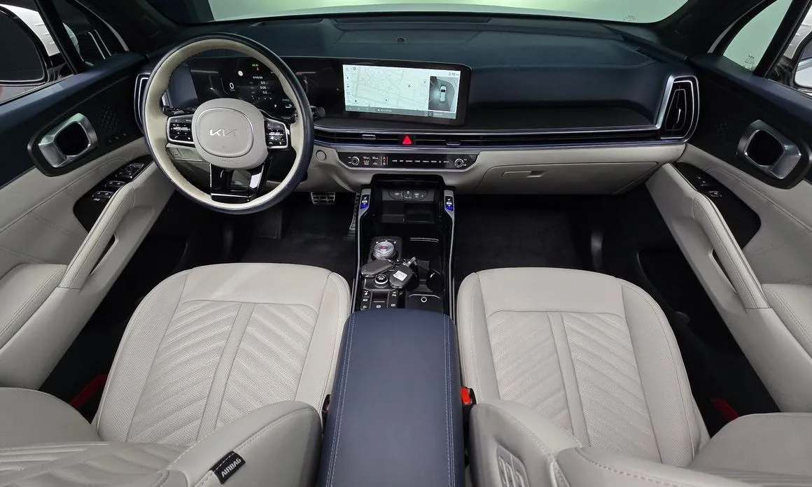 Kia Sorento — фото 6