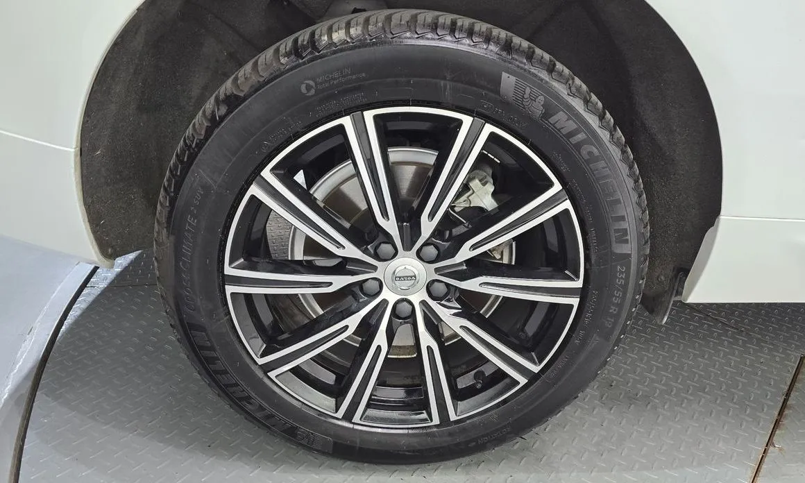Volvo XC60 2021 из KR, фото 10