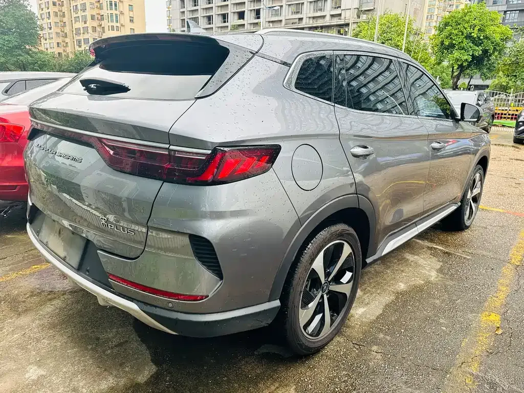 BYD PLUS New Energy — фото 10