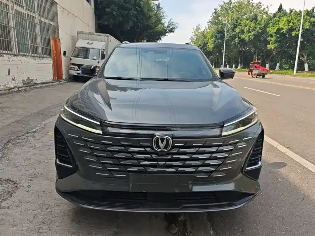 Changan CS75PLUS — фото 3