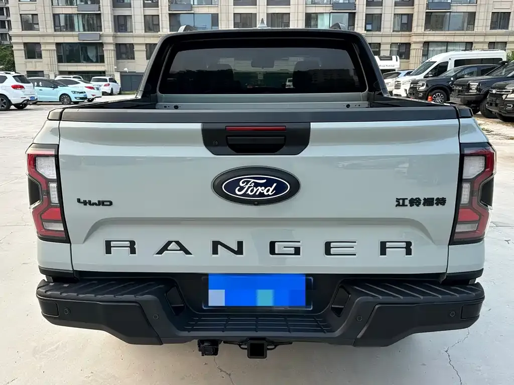 Ford Ranger — фото 8