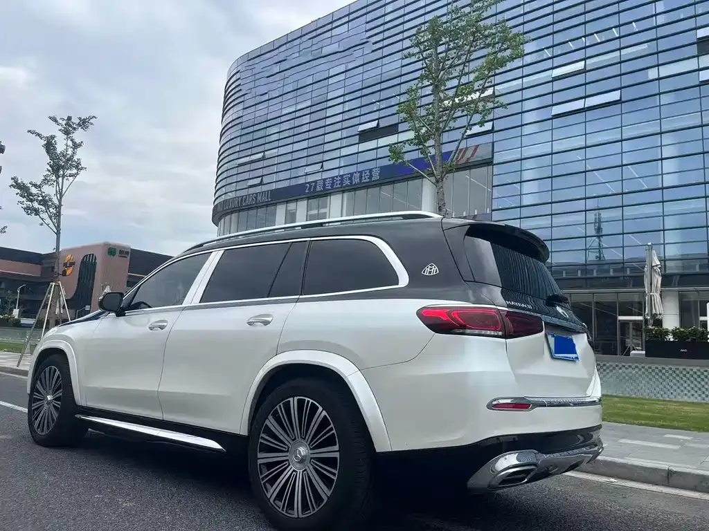 Mercedes-Benz GLS — фото 4