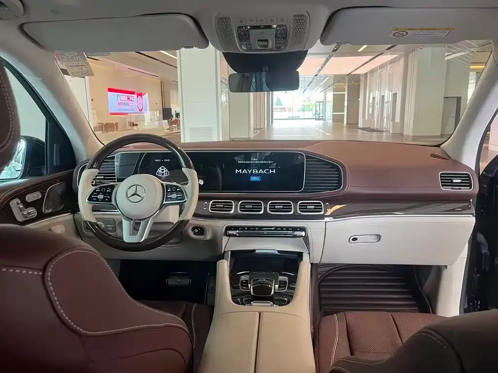 Mercedes-Benz GLS — фото 5