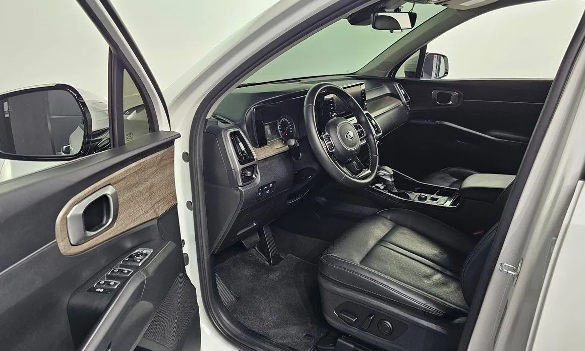 Kia Sorento — фото 4