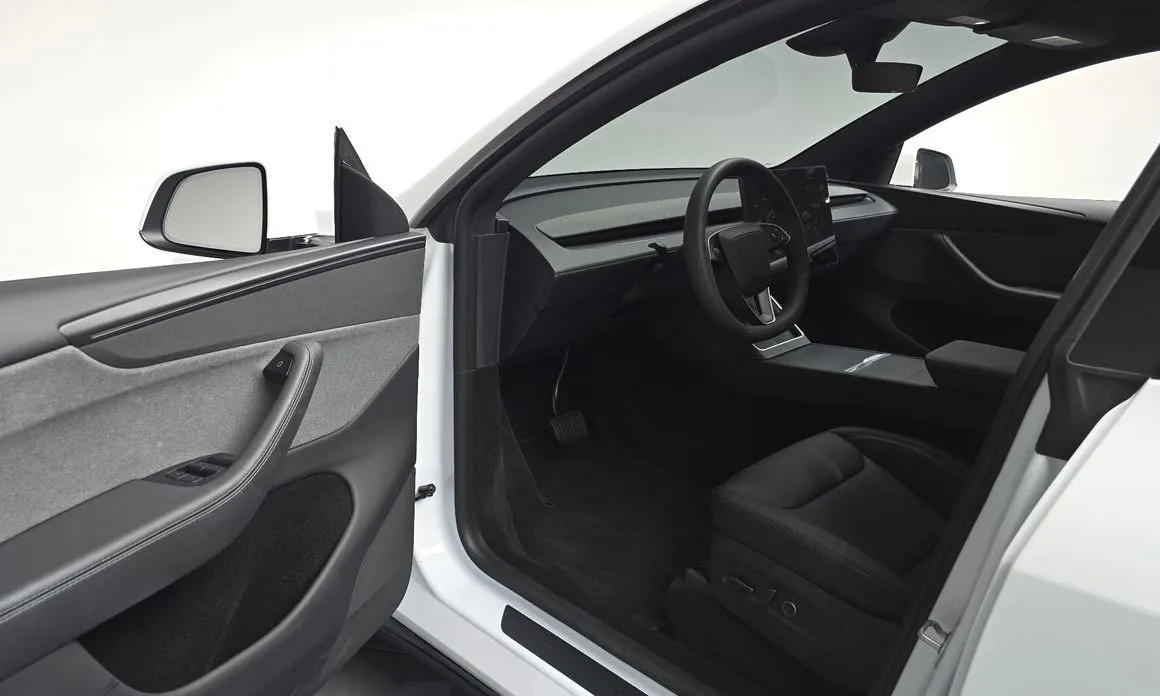 Tesla Model Y 2026 из KR, фото 6