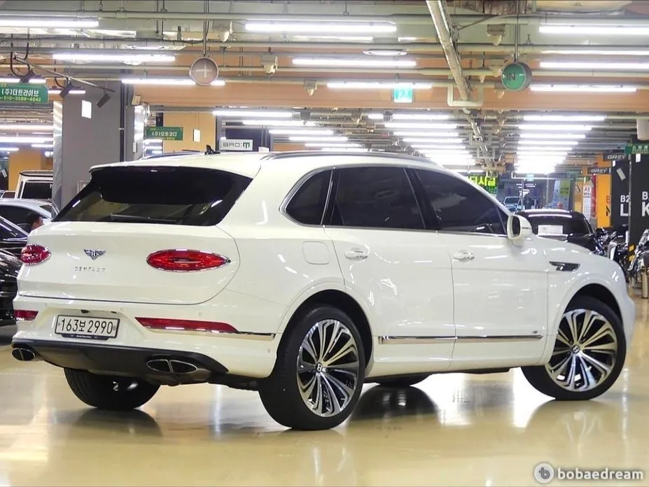 Bentley Bentayga 2022 из KR, фото 10