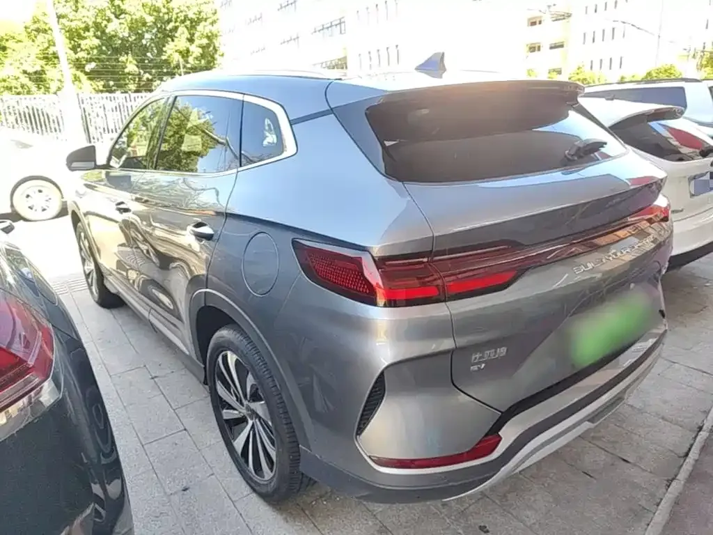 BYD PLUS New Energy — фото 4