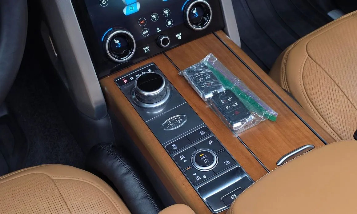 Land Rover Range Rover 2021 из KR, фото 5